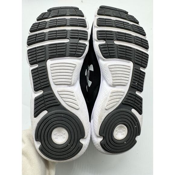 Under Armour Charged Assert 10 Black Running Shoes Women’s Size 8 Sneakers - Picture 9 of 10